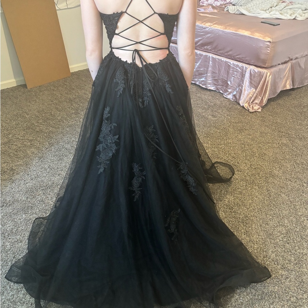PROM DRESS - Picture 2 of 2